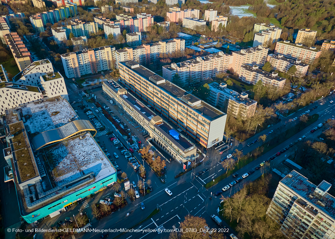 22.12.2022 - Plettzentrum - Rentenversicherung - Ständlerstraße in Neuperlach